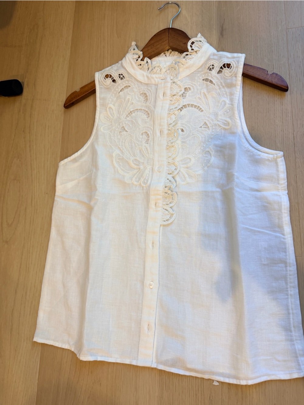 Sezane Blouse Sasky, Ecru color in size 4 - Picture 4 of 8